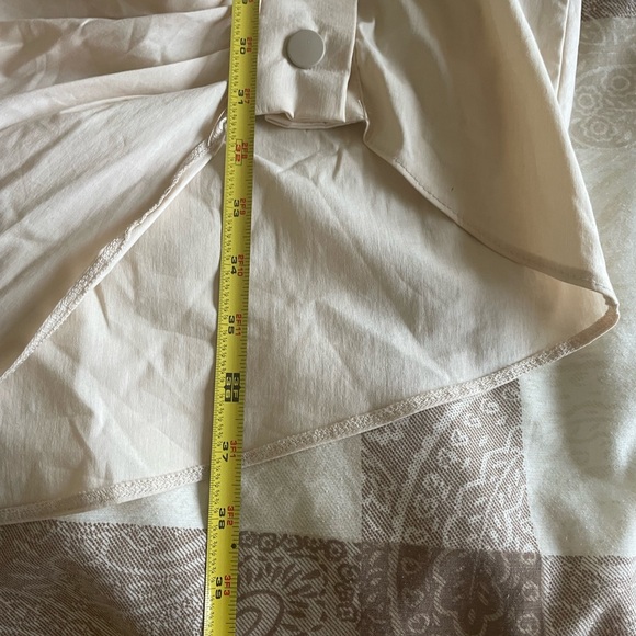 Beige H-4 dress size M/ 38 in an excellent condition - Picture 6 of 11